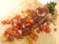 Nyam, Lezatnya Ikan Barramundi dengan Sambal Dabu-Dabu dan Saus Salsa!