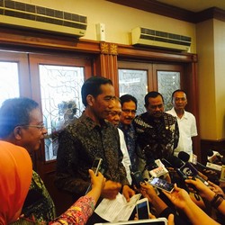 Jokowi Telepon Menterinya, Minta Proyek Ngebut di Awal Tahun