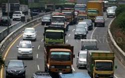 Jalan Tol Didesain Bebas Hambatan, Tapi Tidak Bebas Macet