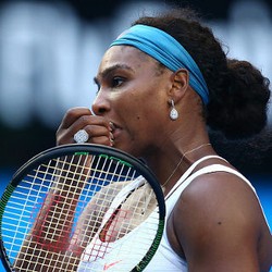 Cedera Lutut Paksa Serena Mundur dari Piala Hopman