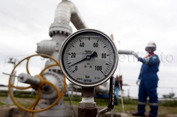 Rini Soemarno Tegur Direksi Pertamina dan PLN