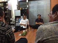 Menkominfo Lesehan bareng Onno & Komunitas Akar Rumput TIK