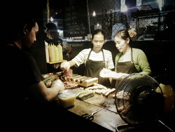 Black Hotdog Pasar Santa