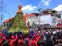 Grebeg Maulud & Aneka Festival Seru Bulan Desember 2016