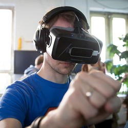 Harga Resmi Oculus Rift Rp 8,3 Juta