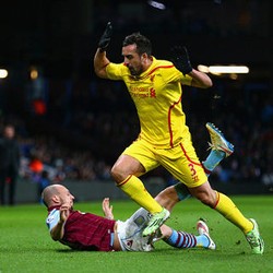 Liverpool Krisis Bek, Jose Enrique Mungkin Bakal Main