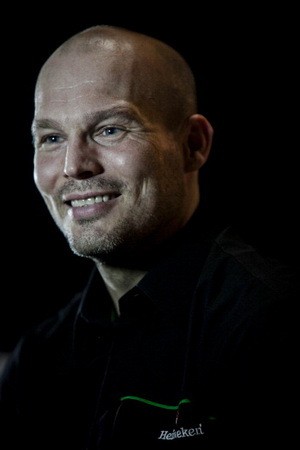 Ljungberg Latih Tim Junior Arsenal