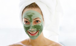 Racik Masker Wajah dari Blueberry dan Lemon Agar Kulit Mulus