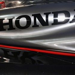 Honda Mungkin Pasok Mesin Tim Lain Mulai 2017