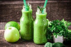 Kalau Mau Lakukan Detoks Sendiri, Ikuti Cara Sederhana Ini