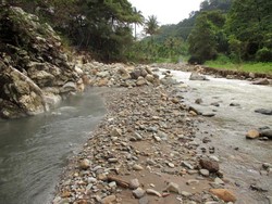Sungai Ajaib yang Panas Dingin di Deli Serdang
