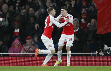 Bellerin Cemerlang, Wenger: Dia Salah Satu Bek Terbaik di Inggris