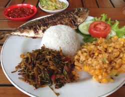 Pedas Gurih Ikan Tude Bakar Rica-rica Cocok Buat Santap Malam