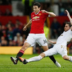 Dikabarkan Bakal Hengkang, Darmian: Saya Bahagia di Sini