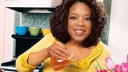 Inilah Selebriti Hollywood yang Doyan Makan dan Suka Masak (2)