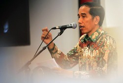 Revisi Aturan DNI, Jokowi Minta Investasi Tak Ganggu UMKM