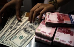 Dolar AS Bergerak di Rp 13.853