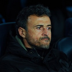 Luis Enrique Pelatih Terbaik Dunia 2015