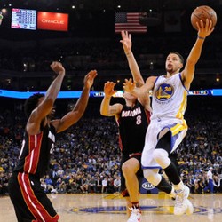 Sudah 36 Laga Warriors Tak Pernah Kalah Lagi di Kandang