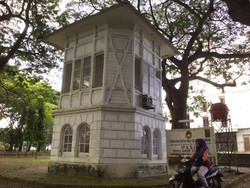 Inikah Kantor Telepon Pertama di Indonesia?