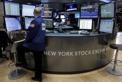 Wall Street Positif, Naik Hingga 1%