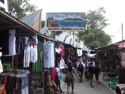 Belanja di Samosir, Coba Bang Tengok Ini Barang!