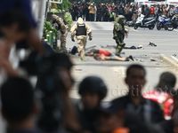 Korban Ledakan di Pospol Sarinah Dievakuasi