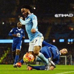 Pellegrini: City Mestinya Dapat Penalti