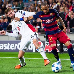 Tertidur dan Mengingau di Tengah Laga Barca, Komentator TV Ini Diskors