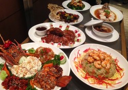 9 Hidangan dan Hiburan Keluarga Siap Menanti Anda di Malam Imlek