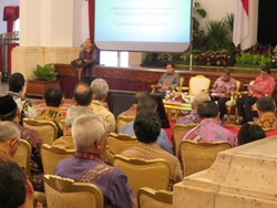 Jokowi Senang Inflasi 2015 Hanya 3,3%