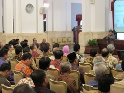 Di Depan Jokowi, OJK Akan Dorong Percepatan Akses Keuangan Daerah