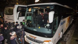 Bus Pengungsi Suriah Dikirim ke Kantor Kanselir Jerman