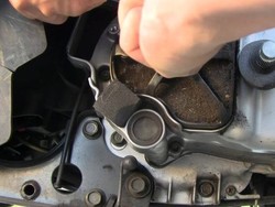 Cermati, Ini Tanda-tanda Transmisi Skutik Anda Bermasalah