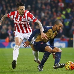 Berimbang dengan Stoke, Arsenal Kembali Pimpin Klasemen