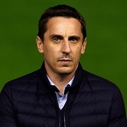Tak Punya Tongkat Sihir, Gary Neville Masih Butuh Waktu di Valencia