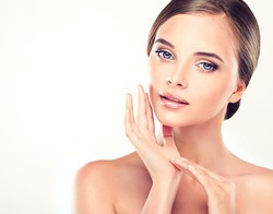 Kecuali Cegah Kulit Kering, Minuman Isotonik Juga Bisa Bantu Pulihkan DBD