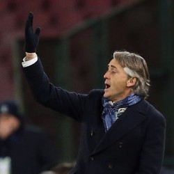 Ribut dengan Sarri, Mancini: Dia Rasis