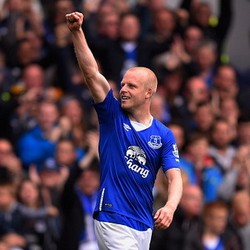 Norwich Rekrut Naismith, Watford Gaet Pantilimon