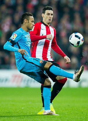 Aduriz Redam Insiden dengan Neymar