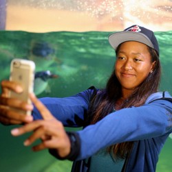 Naomi Osaka, si Pokemon yang Mencuri Perhatian Sampai Dipuji Serena