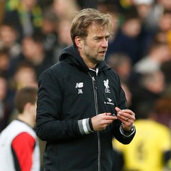Kacamata Rusak Juergen Klopp