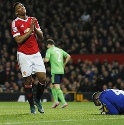 MU yang Plintat-plintut yang Menyebalkan Suporternya