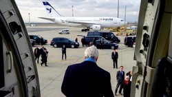 Iran Incar Pesawat Boeing Setelah Sanksi Dicabut