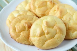 Cloud Bread, Roti Sehat Tanpa Tepung yang Digemari Banyak Orang