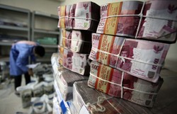 Ini yang Paling Rajin Beri Utang ke Pemerintah RI