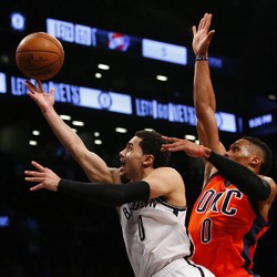 Durant dan Westbrook Double-double, tapi Thunder Diredam Nets