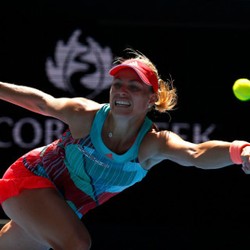 Kerber Menantang Azarenka