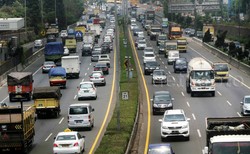 Masuk Tol Sekali Bayar, Pengusaha: Lebih Baik Bayar Elektronik