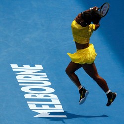 Serena Menang Mudah atas Sharapova